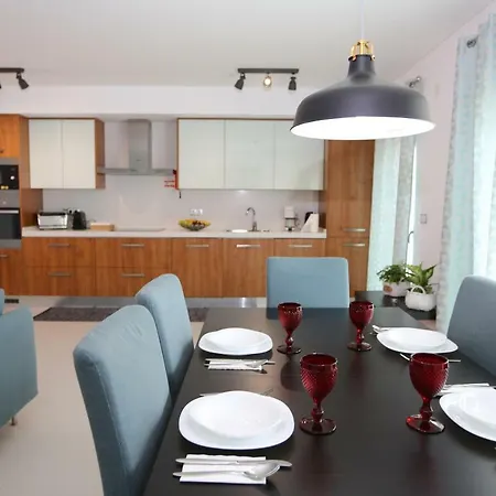 Surf And Stones * Peniche