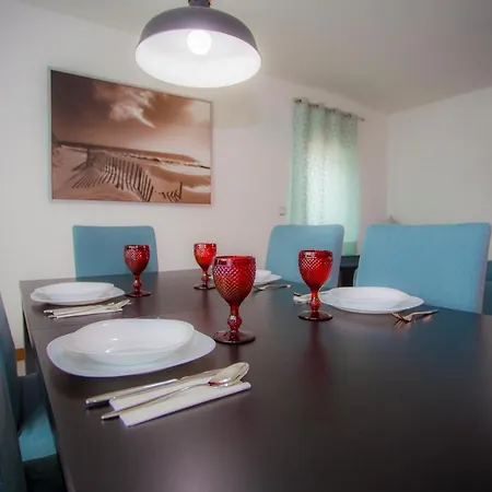 Surf And Stones Peniche